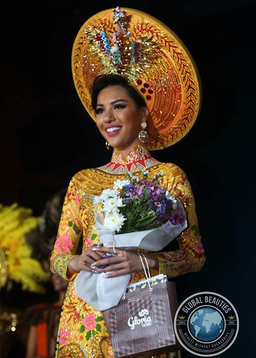 Kha Trang lot top 3 quoc phuc tai Miss Eco Universe 2016-Hinh-3